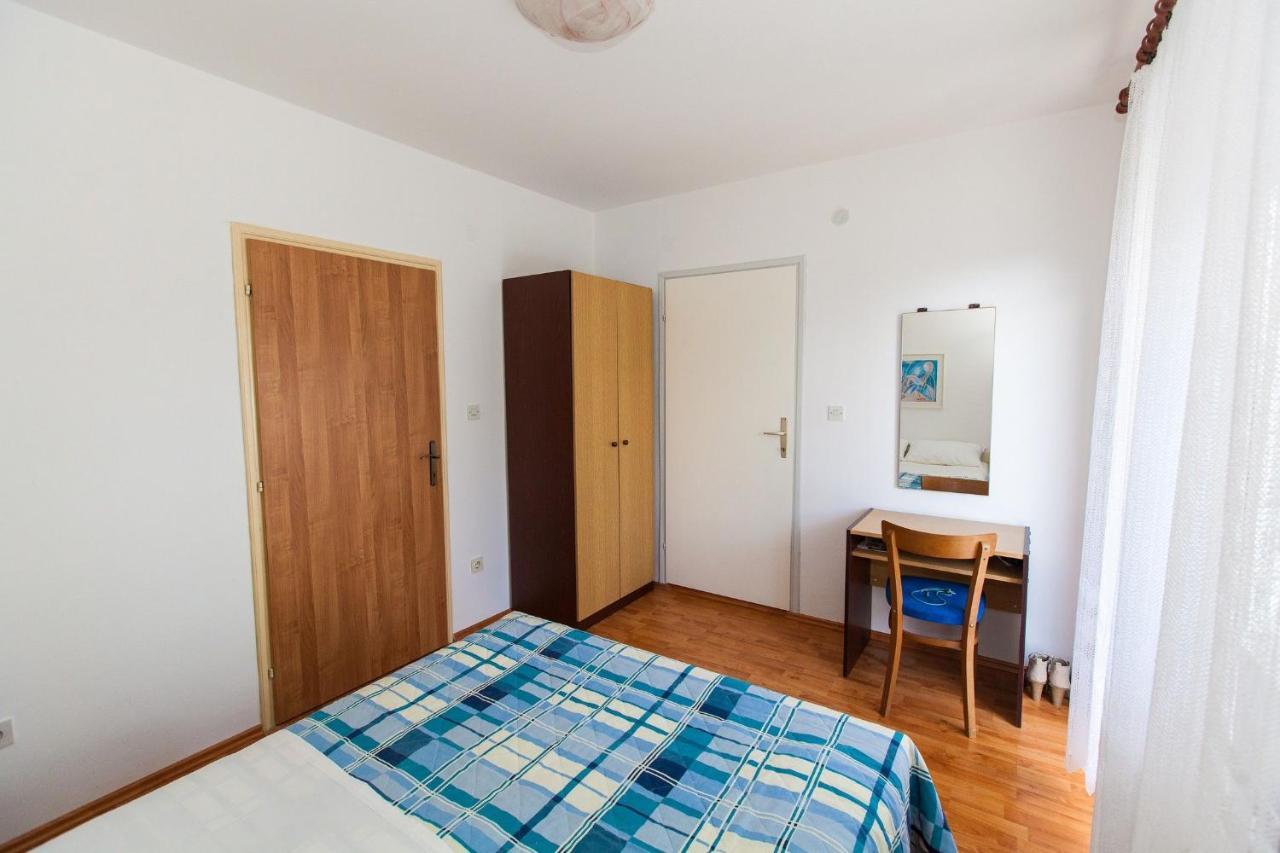 Apartment Karla 布里比尔 外观 照片