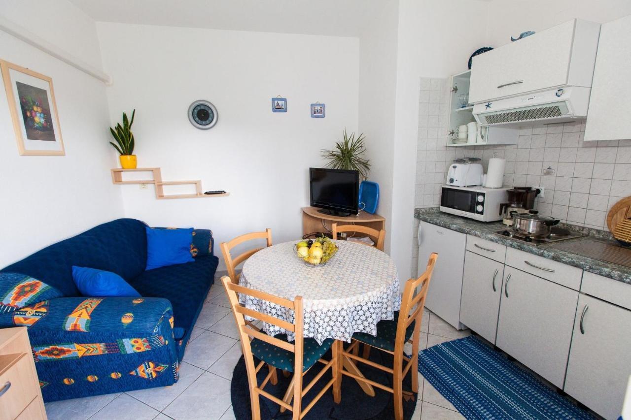 Apartment Karla 布里比尔 外观 照片